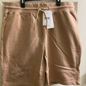 NWT Men Staple Shorts XL